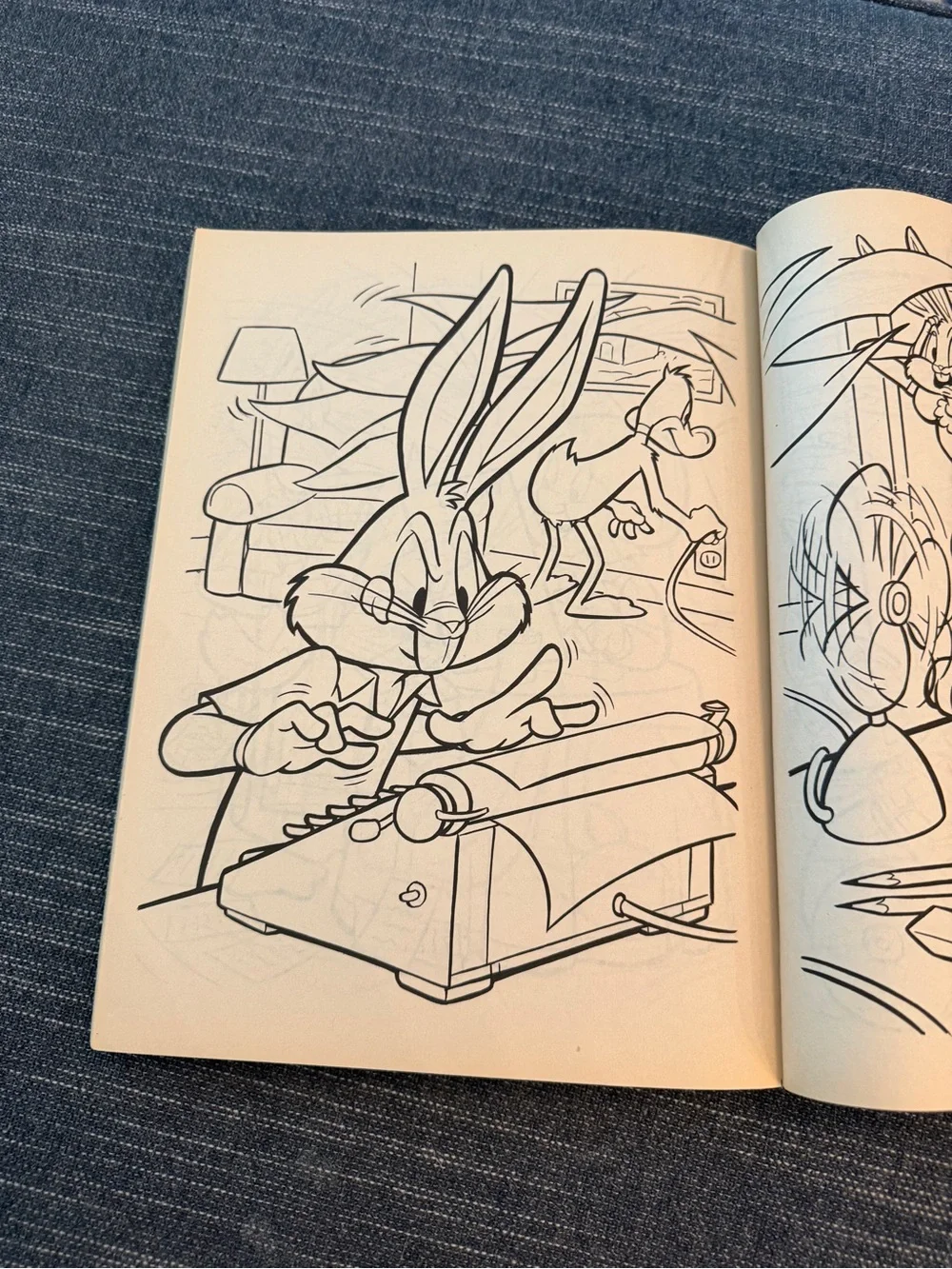 Vintage 1988 Looney Tunes Activity Book Bugs Bunny Daffy Porky Sam